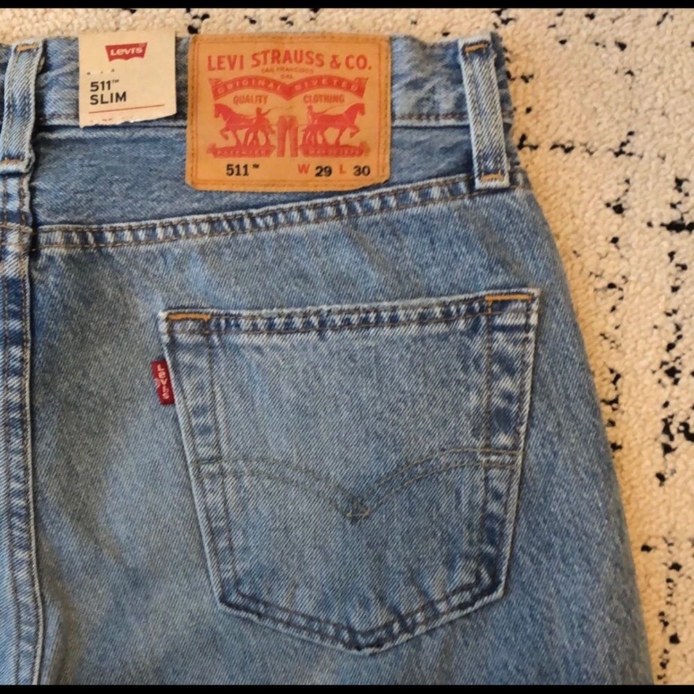 NEW WITH TAGS Levi’s 511 Slim Light wash Jean